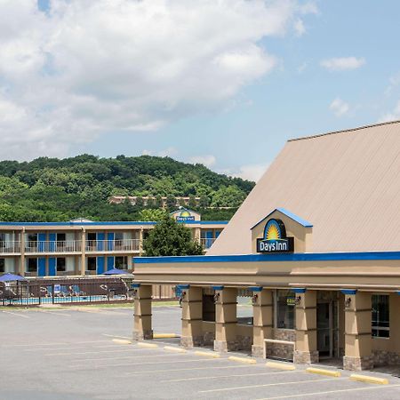 Days Inn By Wyndham Στόντον Εξωτερικό φωτογραφία