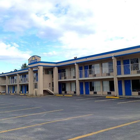 Days Inn By Wyndham Στόντον Εξωτερικό φωτογραφία